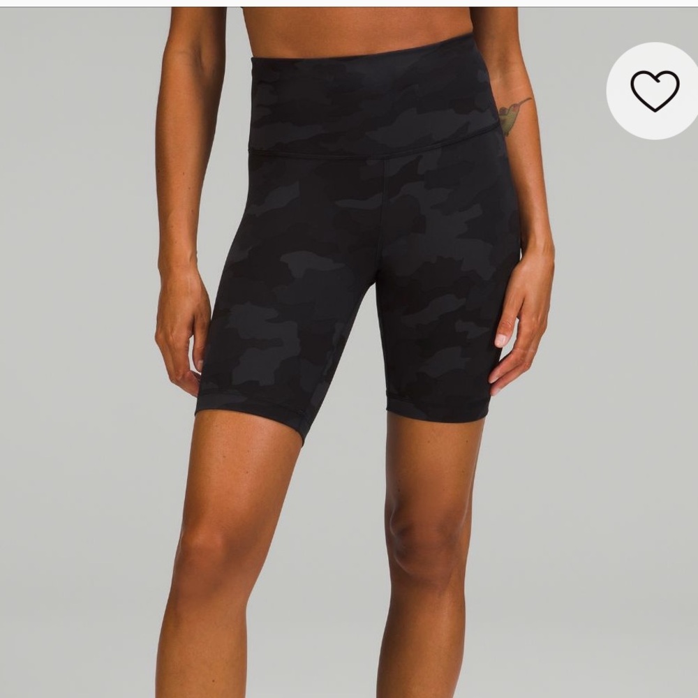 Wunder Train High-Rise Short 8” Size 6